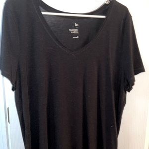 So Favorite V neck black tee